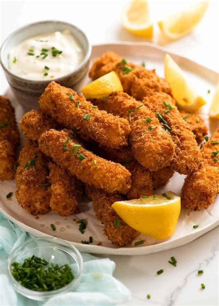 Are fish fingers processed food?