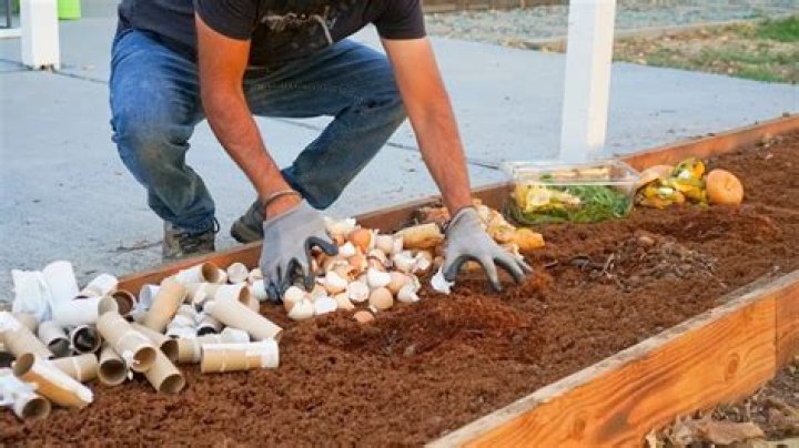 Can you bury rubble in your garden?