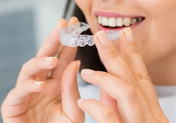 Can you whiten teeth on Snapseed?