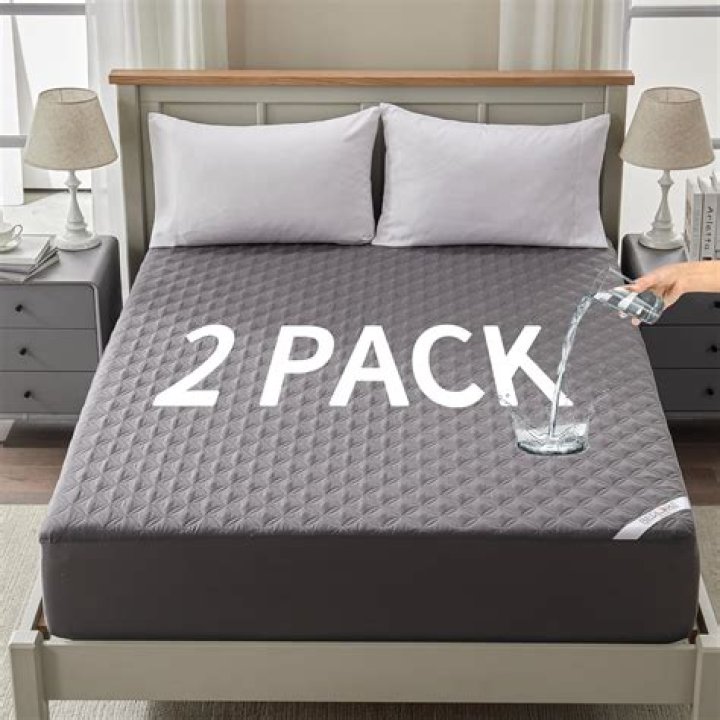 Do hotels use waterproof mattress protectors?