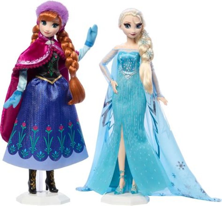 Is Anna or Elsa prettier?