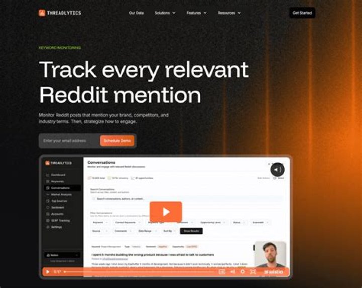 What is a tracker Reddit?