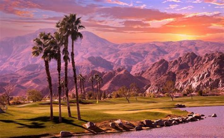 Where can I watch the sunset in Palm Springs?