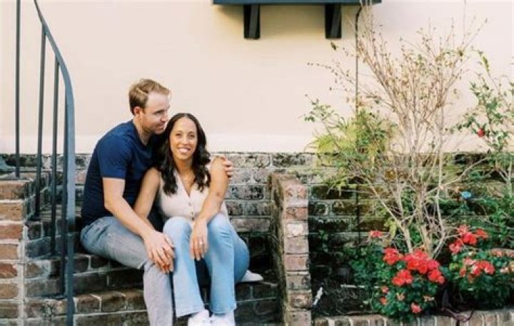 Who did Josie Jones pick as her coach?