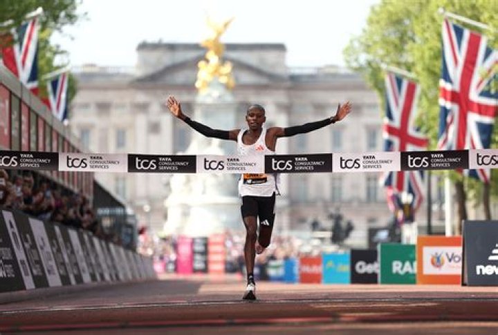 Who won London Marathon 2020?